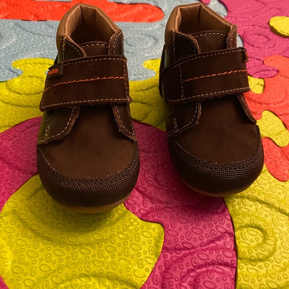 Baby shoes , brown , New without tags - Picture 4 of 4